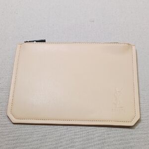 Yves Saint Laurent Beaute Flat Pouch Cream